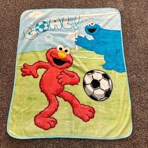 Sesame Street Elmo Cookie Monster Kids Plush Blanket Throw 43x53 Soccer GOALS